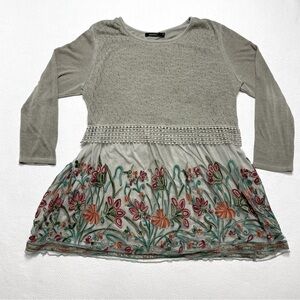 Radzoli Tunic Sweater Gray Embroidered Flowers Long Sleeve Women’s Size 1X